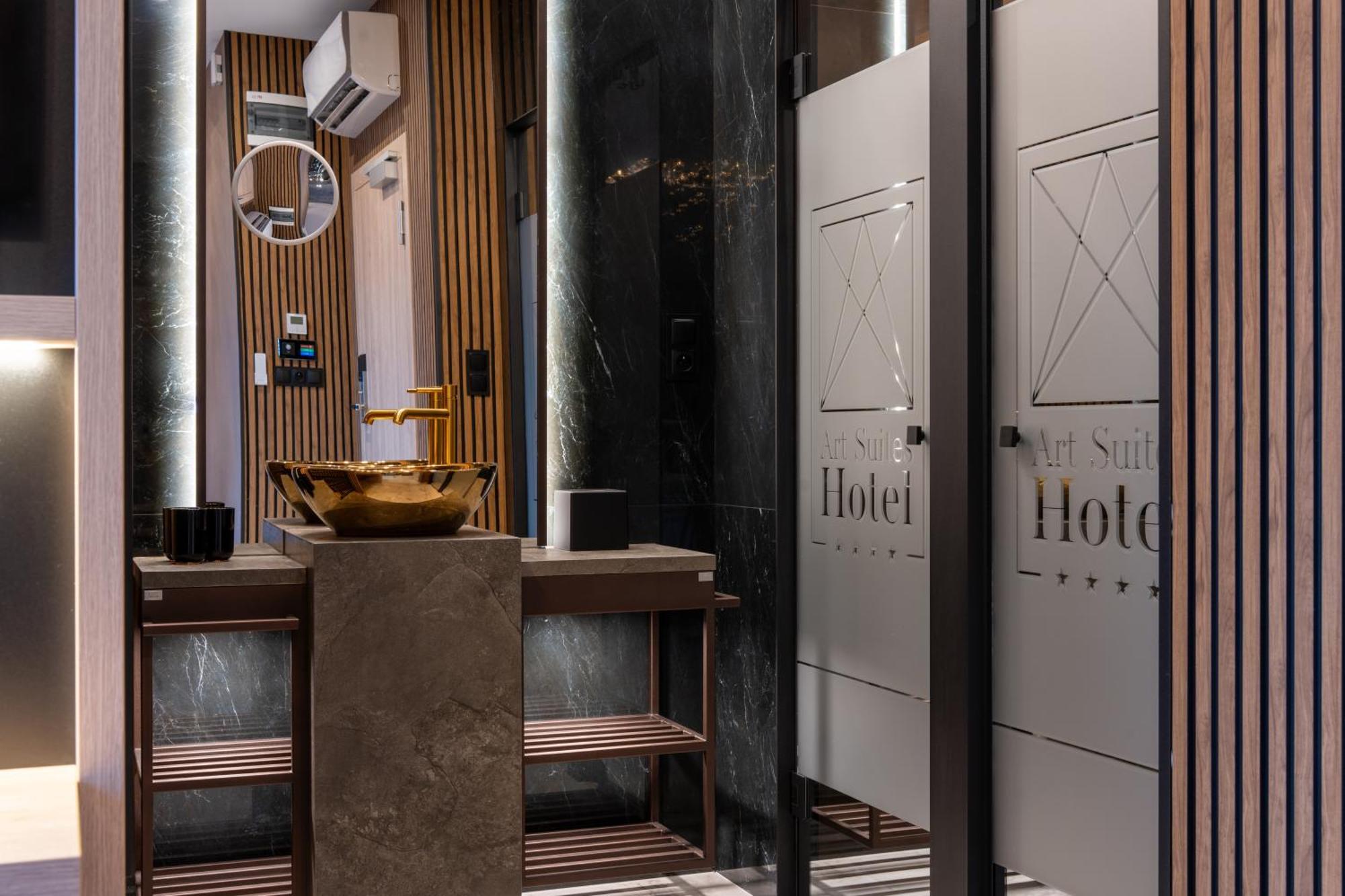 Art Suites Luxury Hotel Krakau Buitenkant foto